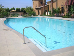 Plunge Swimming Pool Manufacturer in Faridabad